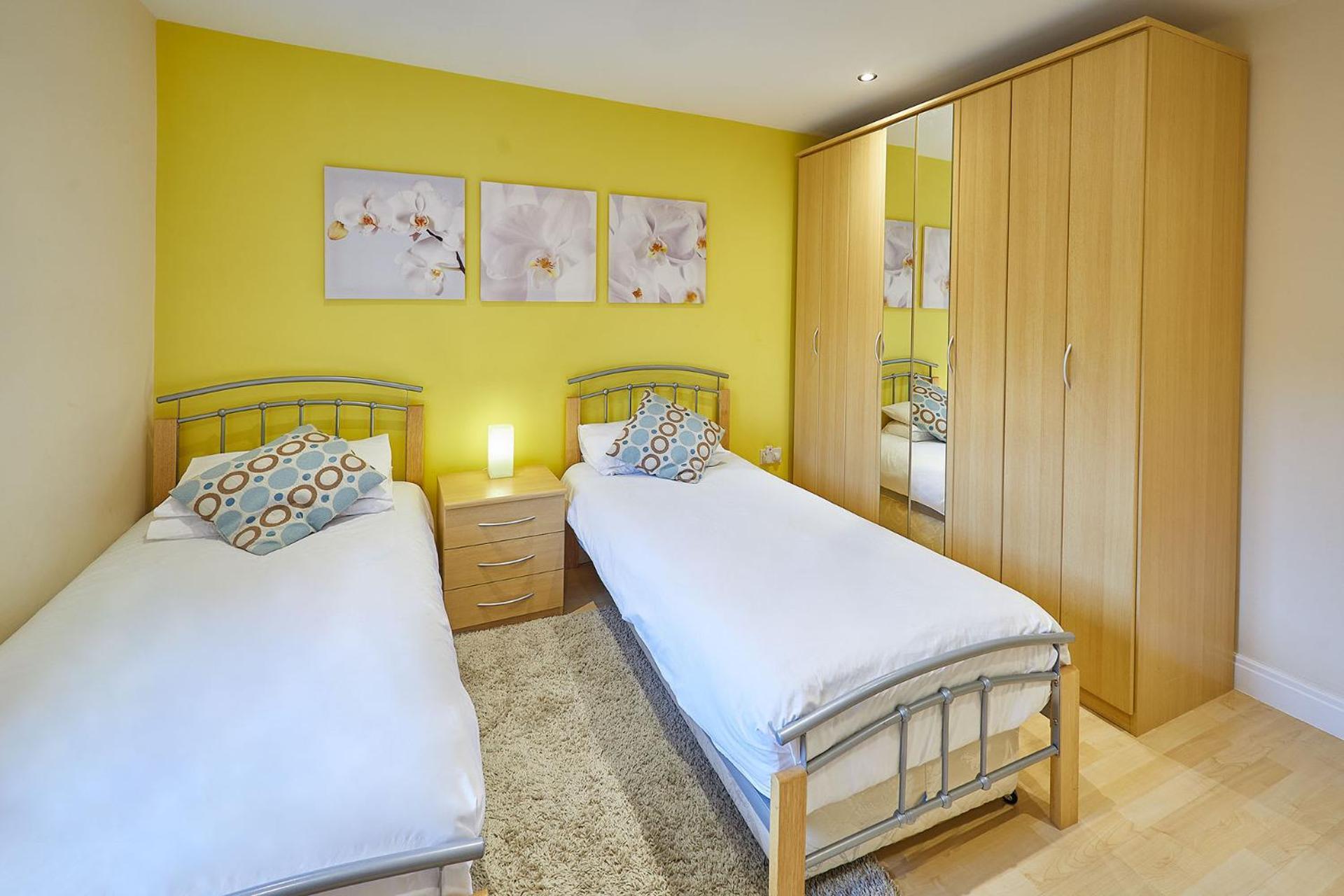 Host & - Seal View Apartment *